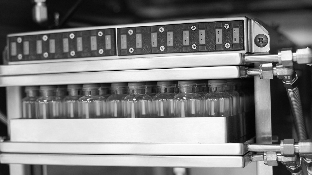 Gilyos-Service-03-Grey